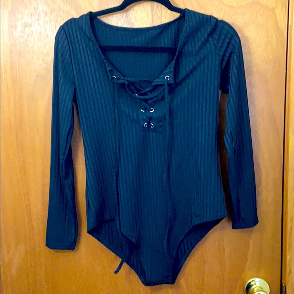 SEXY NEVER WORN lace up body suit